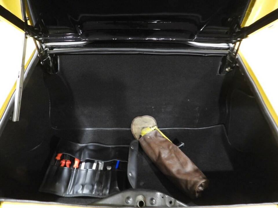 Bild 10/15 von Ferrari Dino 246 GT (1972)