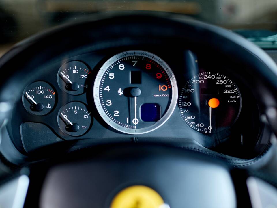 Bild 41/46 von Ferrari 575M Maranello (2003)