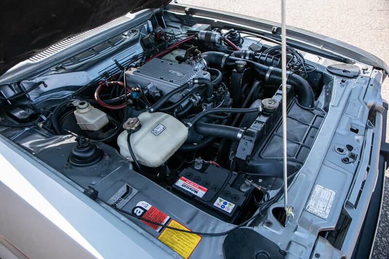 Bild 24/37 von Ford Capri 2,8i (1984)