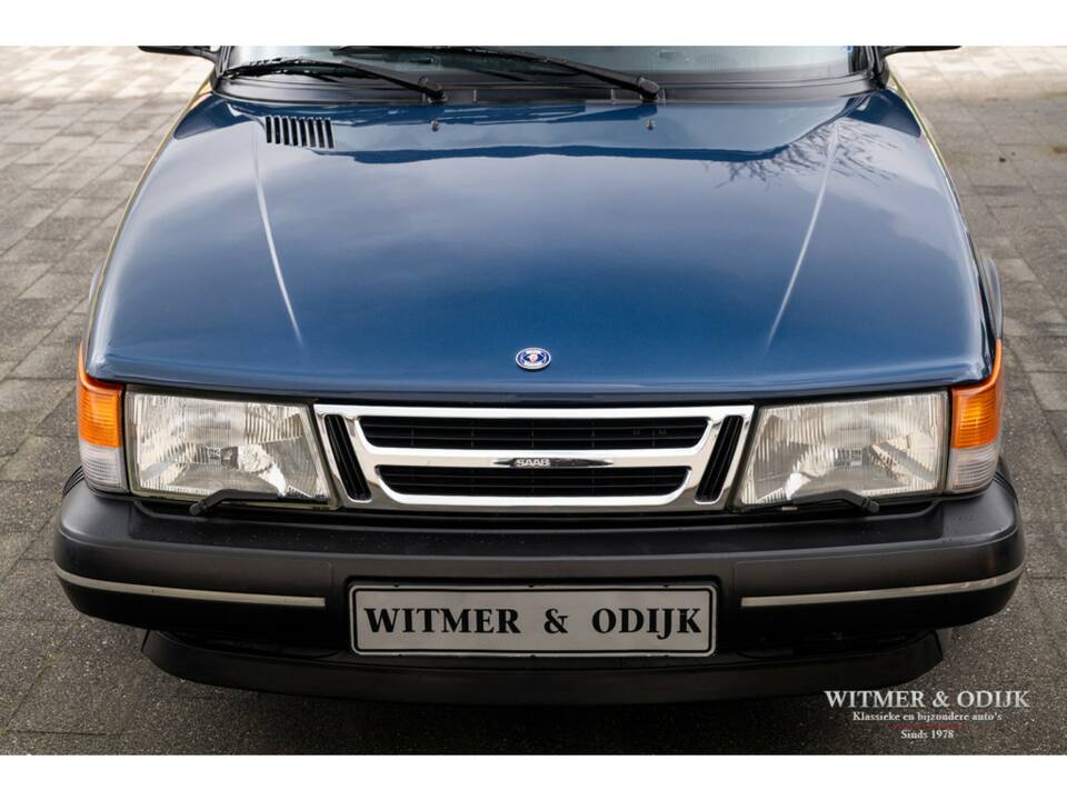 Image 14/32 of Saab 900 Turbo (1992)