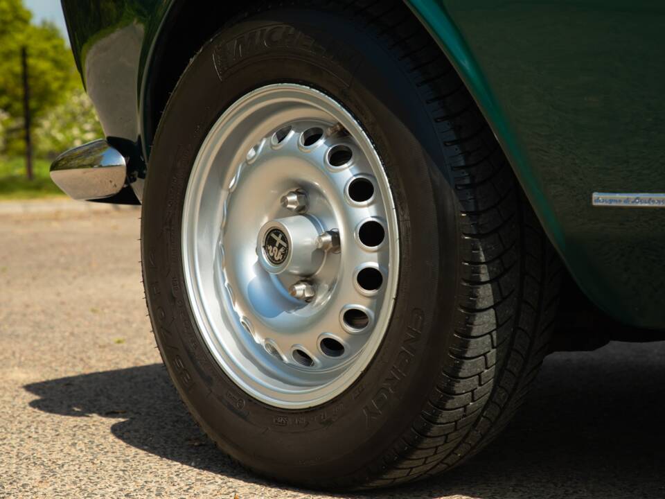 Imagen 26/50 de Alfa Romeo Giulia 1600 Sprint GT Veloce (1968)