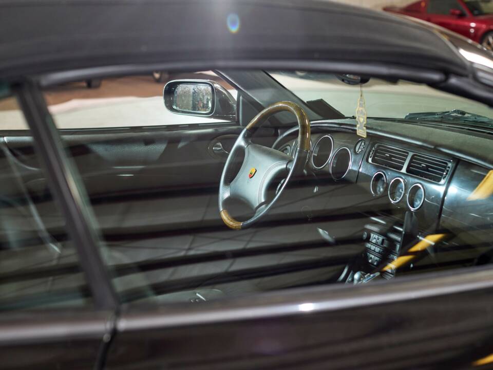 Bild 39/55 von Jaguar XKR (2000)