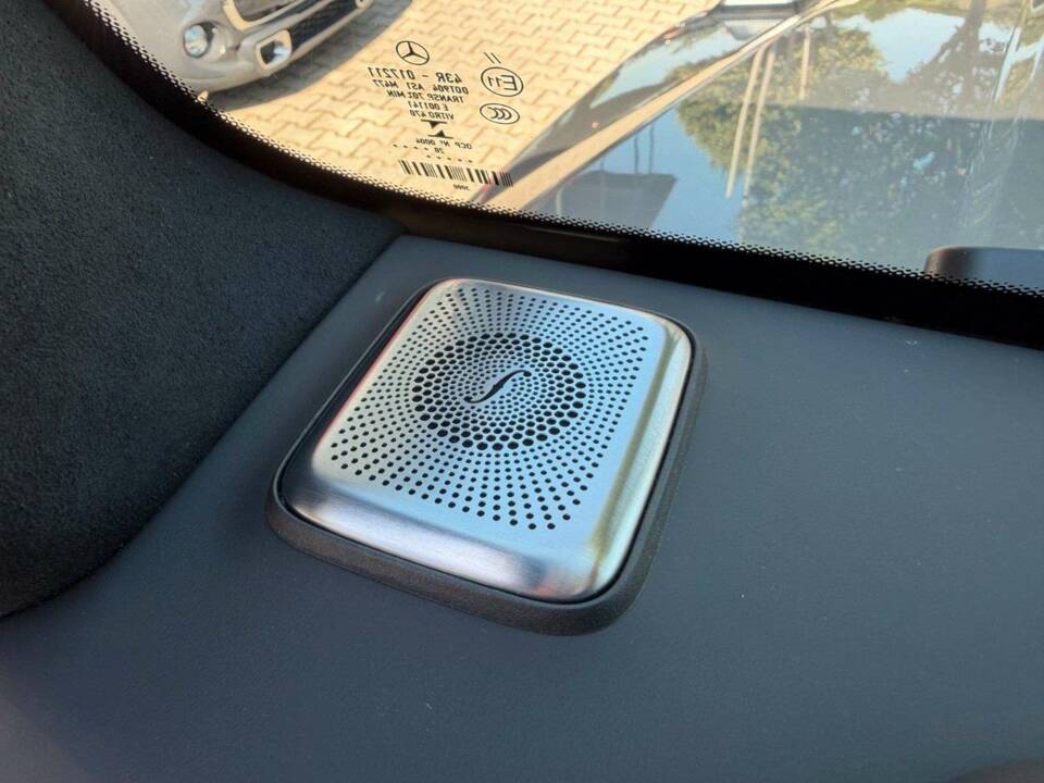 Image 18/28 de Mercedes-Benz G 500 (LWB) (2019)