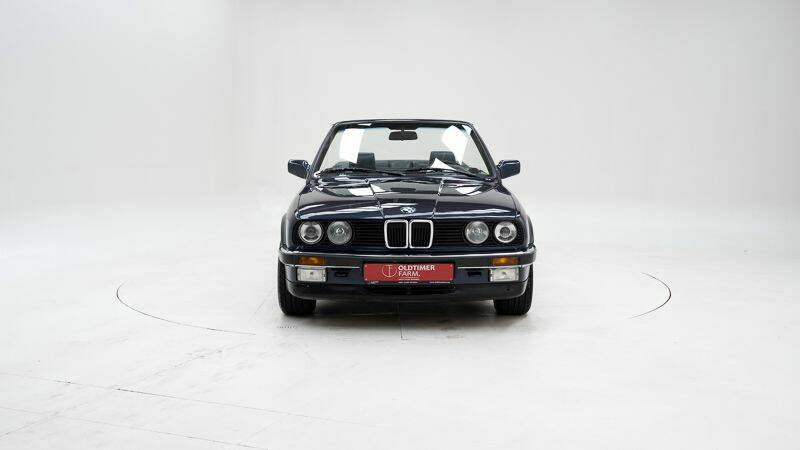 Immagine 5/15 di BMW 325i (1986)