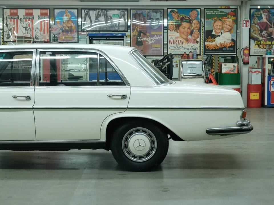 Afbeelding 6/70 van Mercedes-Benz 300 SEL (1968)
