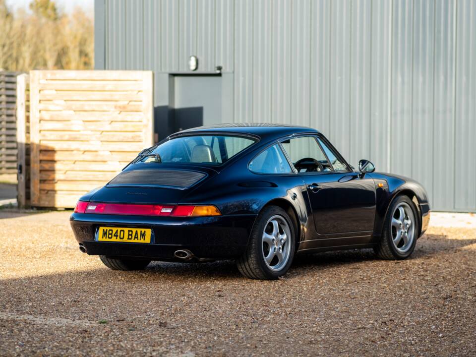 Image 21/93 de Porsche 911 Carrera (1994)