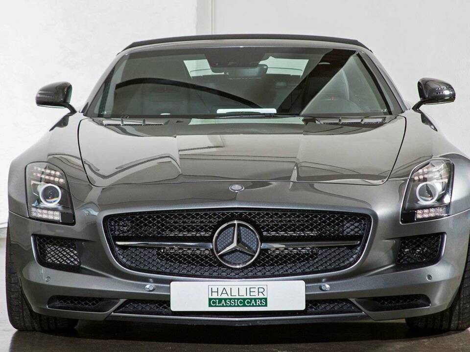 Image 22/31 of Mercedes-Benz SLS AMG GT Roadster (2014)