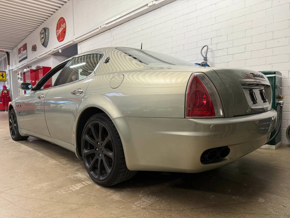 Bild 14/17 von Maserati Quattroporte 4.2 (2005)