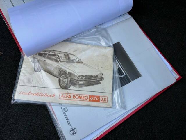 Immagine 21/22 di Alfa Romeo GTV 2.0 (1983)