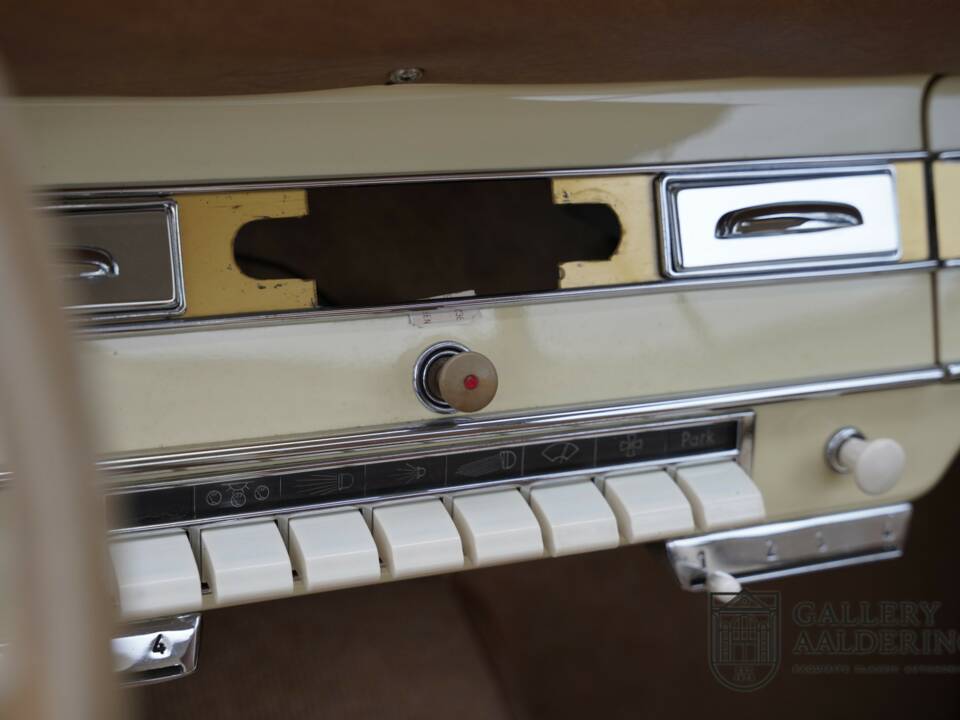 Immagine 26/50 di Borgward Isabella Coupe (1957)