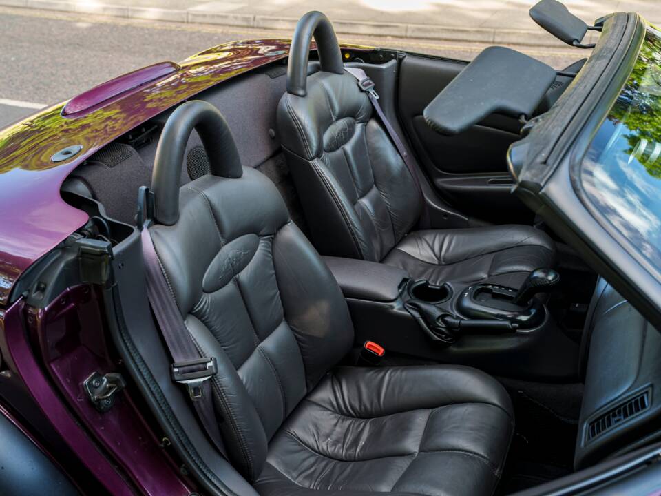 Image 29/29 of Plymouth Prowler (1999)