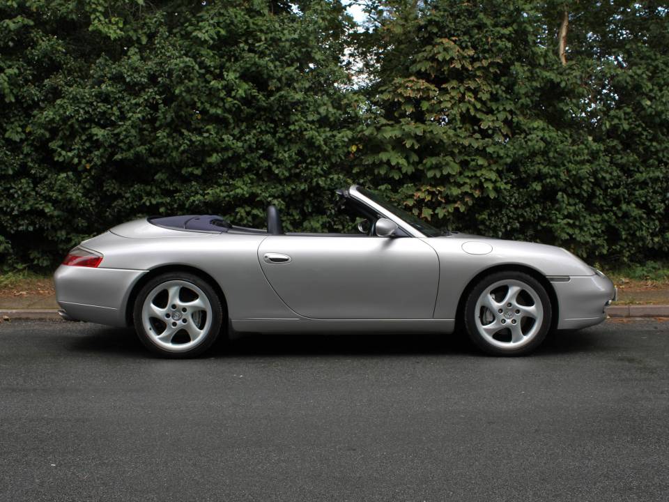 Imagen 7/20 de Porsche 911 Carrera 4 (2000)