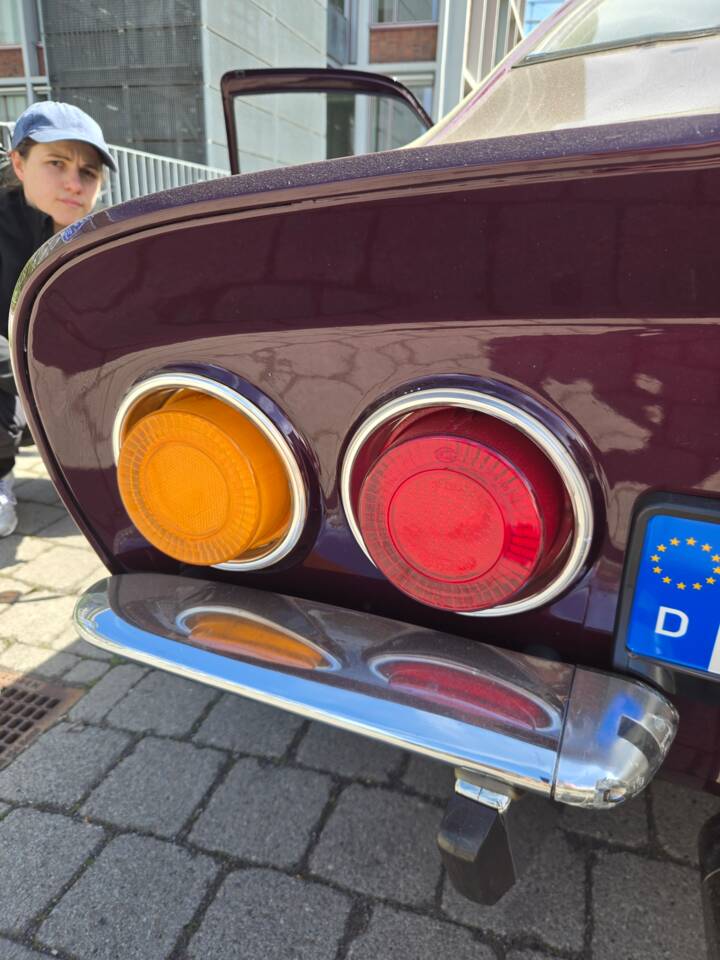 Image 34/92 of Opel GT 1900 (1973)