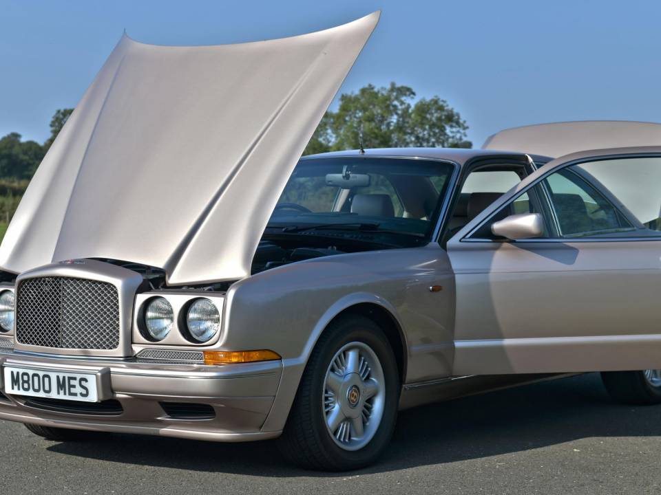 Bild 14/50 von Bentley Continental R (1996)