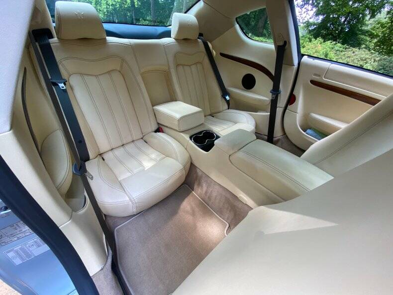 Image 15/50 de Maserati GranTurismo 4.2 (2008)