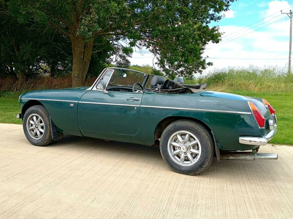 Image 12/21 of MG MGB (1977)