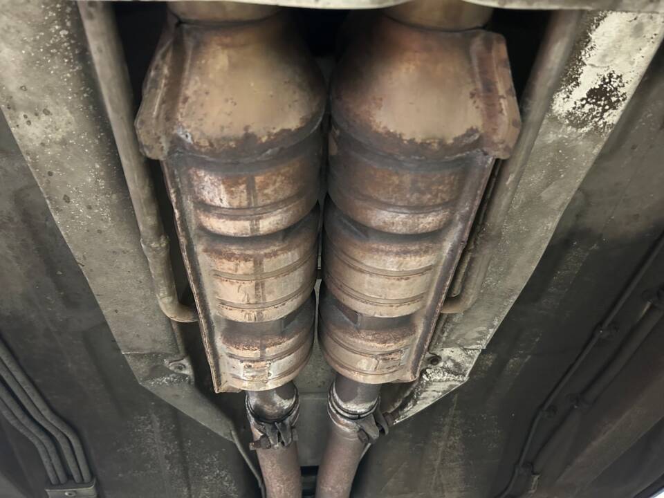 Image 51/63 of Porsche 928 GT (1989)