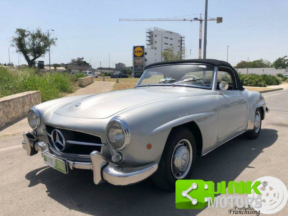 Image 4/10 of Mercedes-Benz 190 SL (1957)