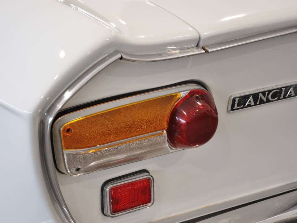 Image 9/32 of Lancia Fulvia 1.3 S (1973)