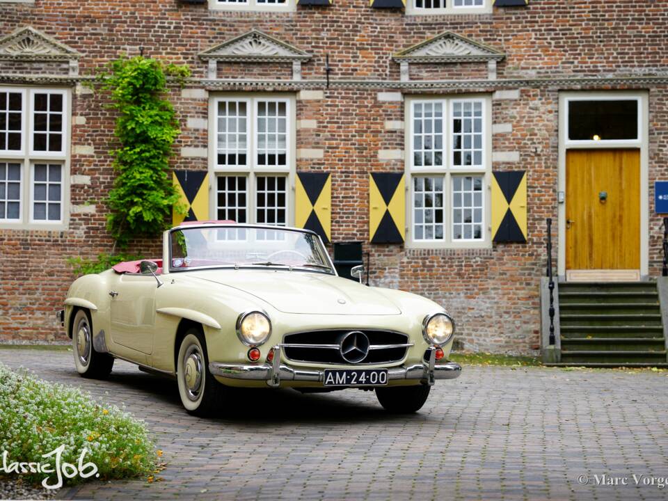 Image 25/61 of Mercedes-Benz 190 SL (1959)