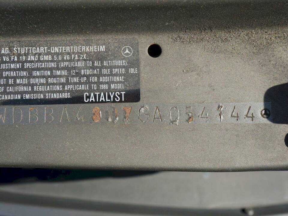 Image 35/36 of Mercedes-Benz 560 SL (1986)