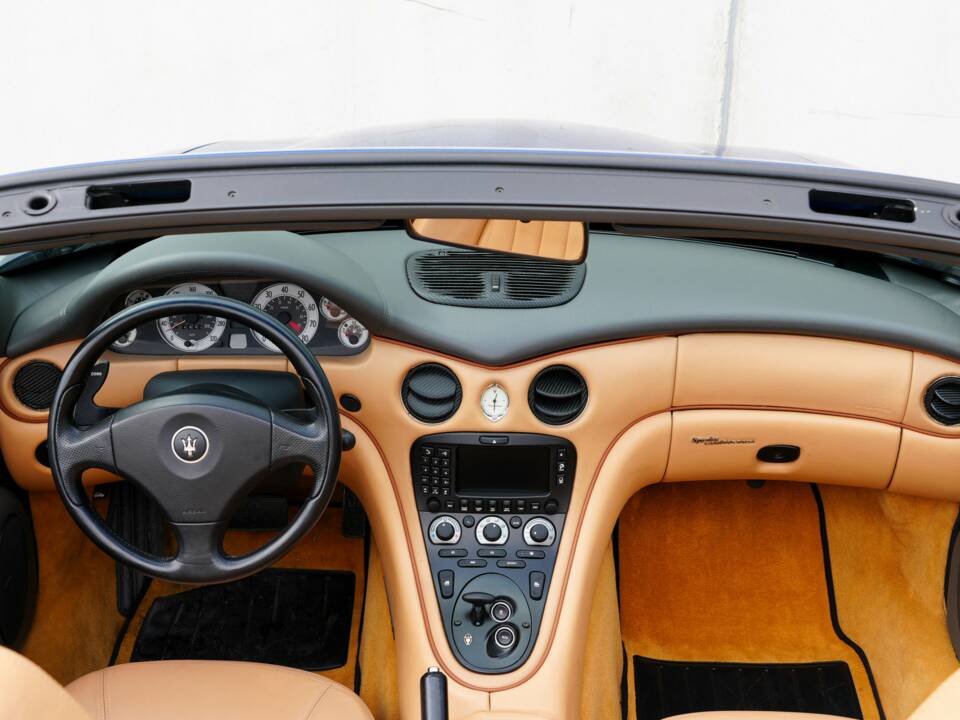 Image 7/44 of Maserati Spyder 4200 Cambiocorsa (2003)