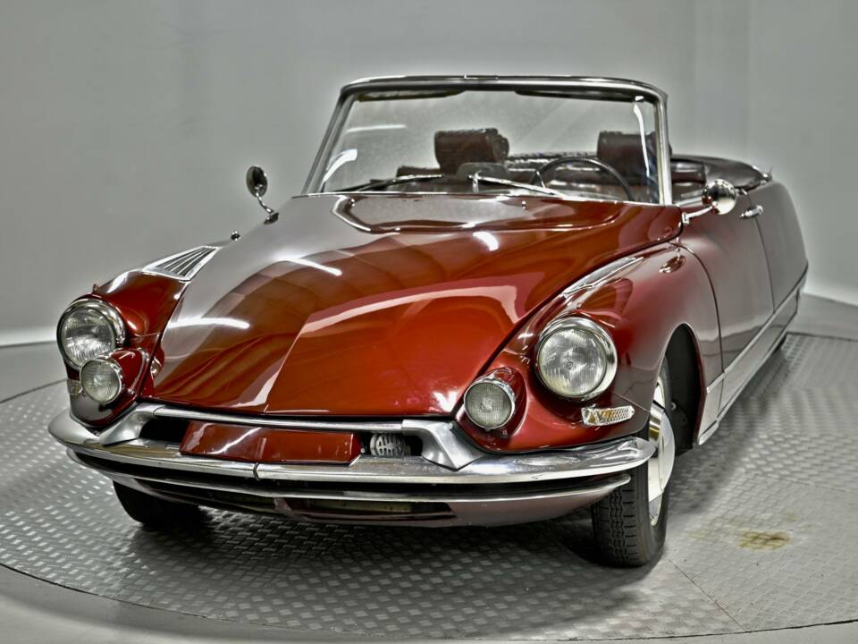 Imagen 9/50 de Citroën DS 19 Chapron (1961)
