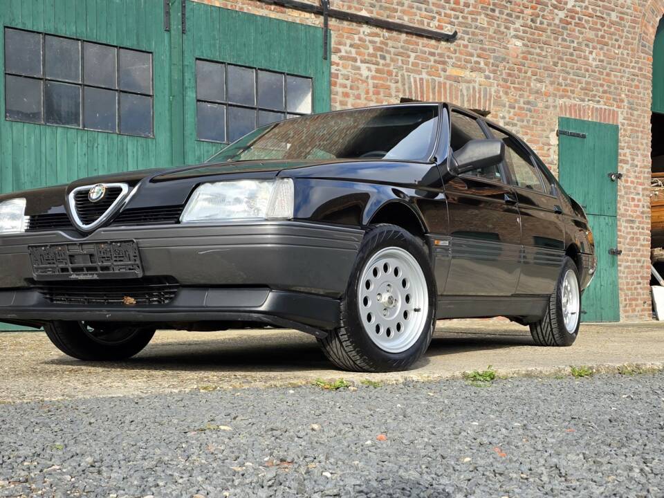 Bild 4/55 von Alfa Romeo 164 2.0 (1989)