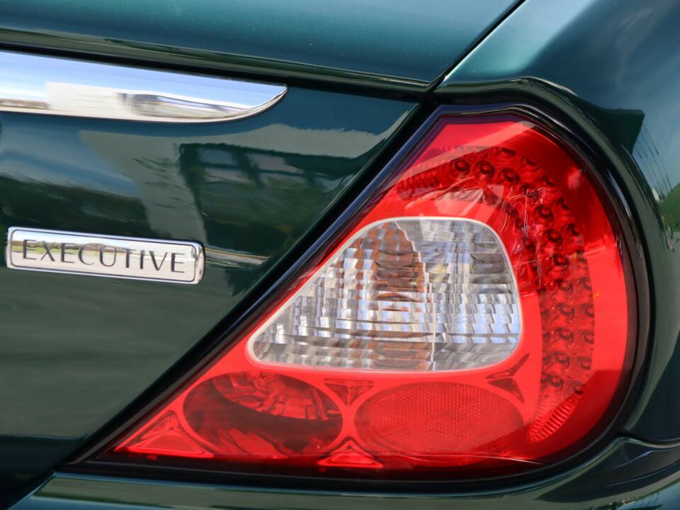 Imagen 39/50 de Jaguar XJ 8 4.2 (2006)