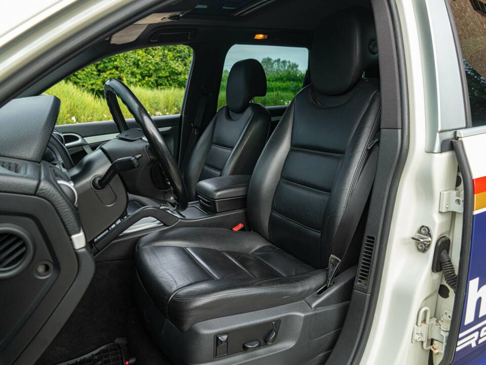Bild 34/50 von Porsche Cayenne S (2007)