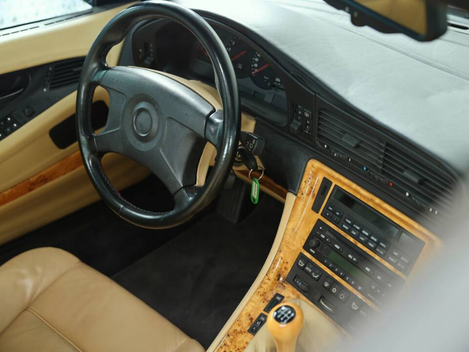 Bild 31/50 von BMW 850CSi (1994)