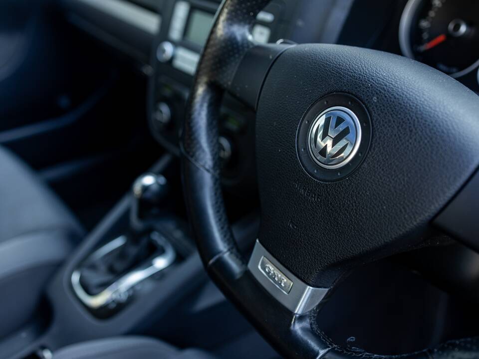 Bild 35/50 von Volkswagen Golf V GTI (2006)