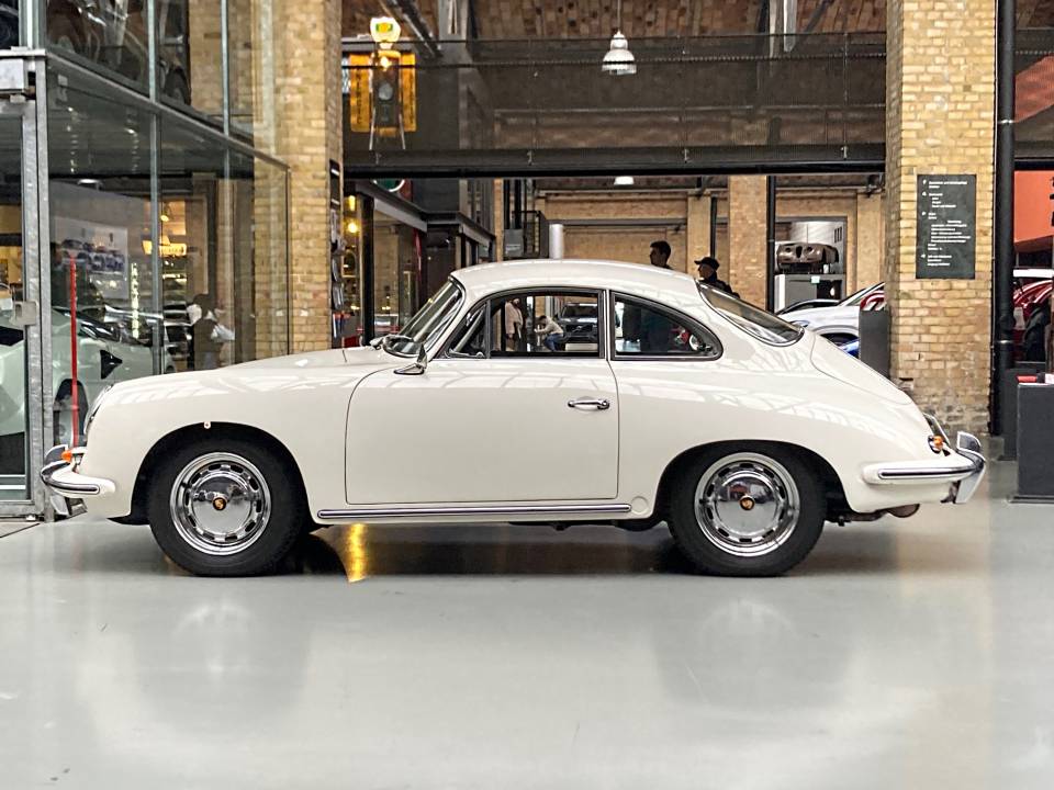 Image 7/37 of Porsche 356 C 1600 SC (1964)