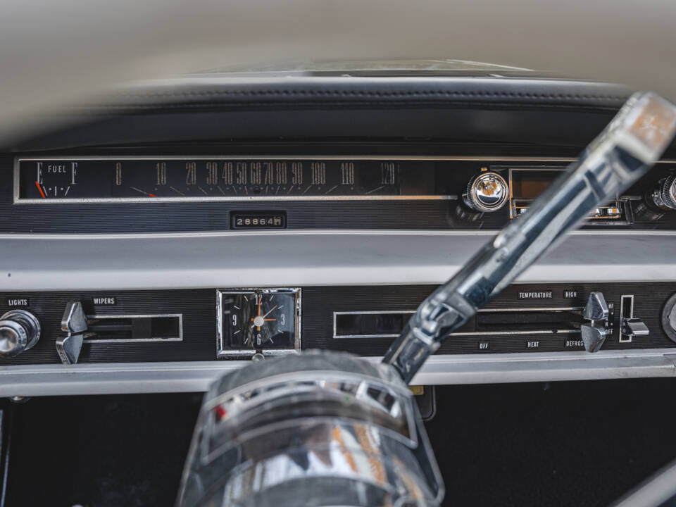 Image 26/47 de Ford Galaxie 500 (1965)