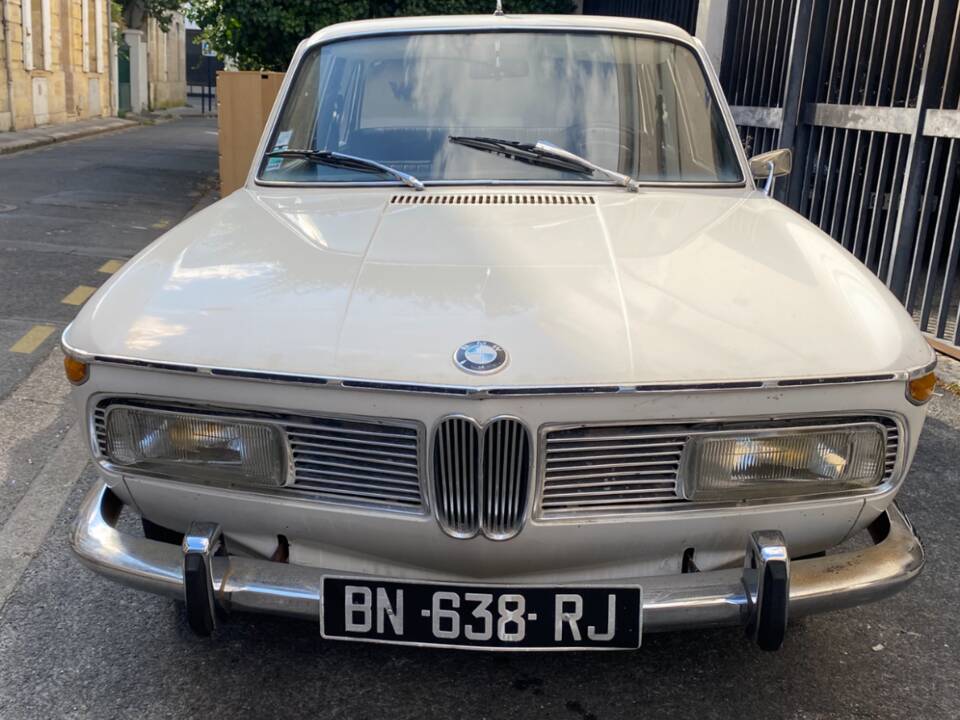 Imagen 3/4 de BMW 2000 (1967)