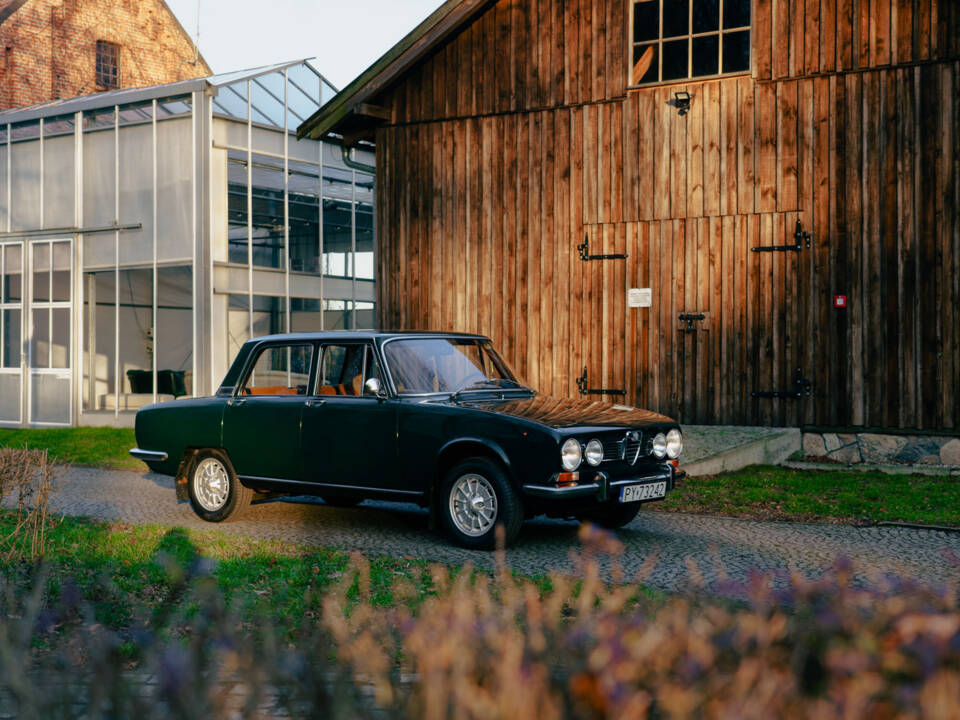 Image 6/78 de Alfa Romeo 1750 Berlina (1970)