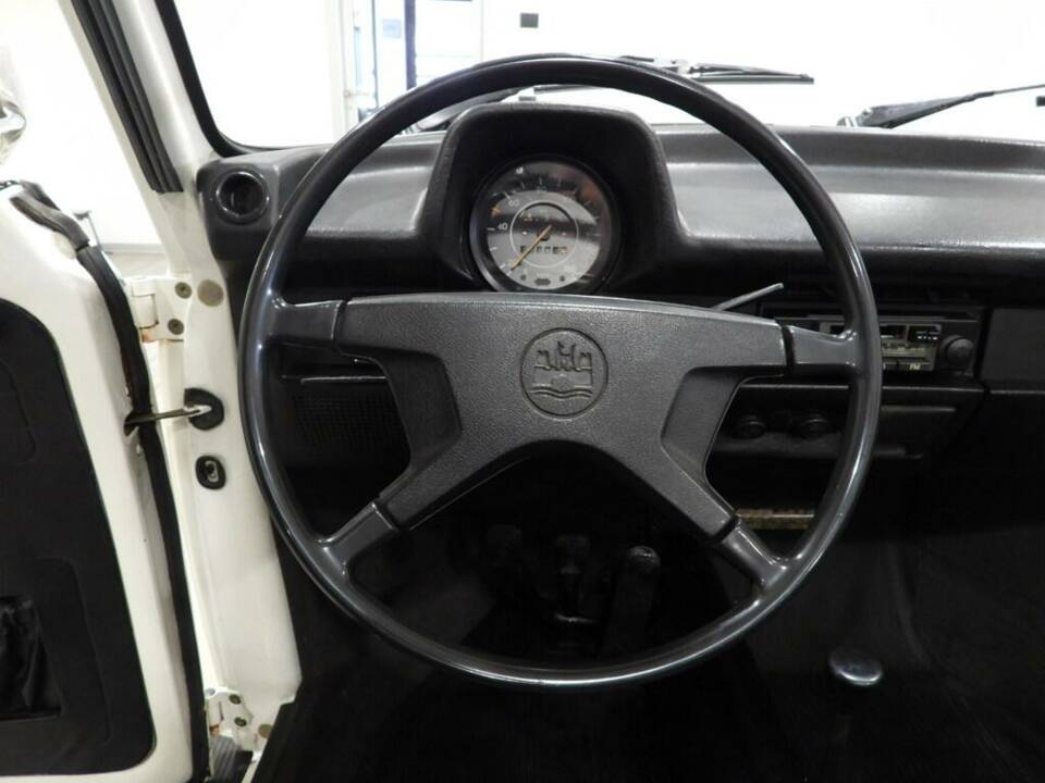Afbeelding 4/10 van Volkswagen Kever 1303 (1979)