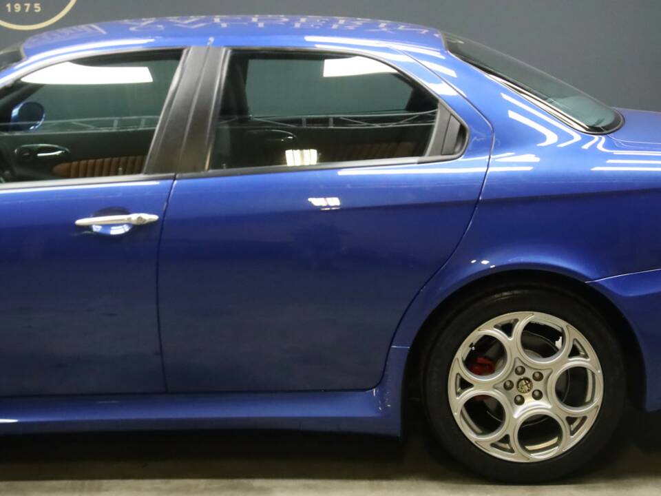 Image 19/50 of Alfa Romeo 156 3.2 V6 GTA (2003)