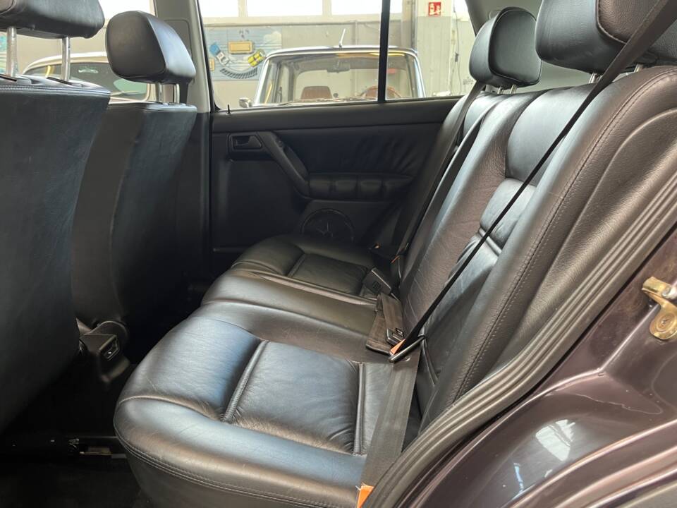 Bild 35/43 von Volkswagen Golf III 2.8 VR6 (1992)