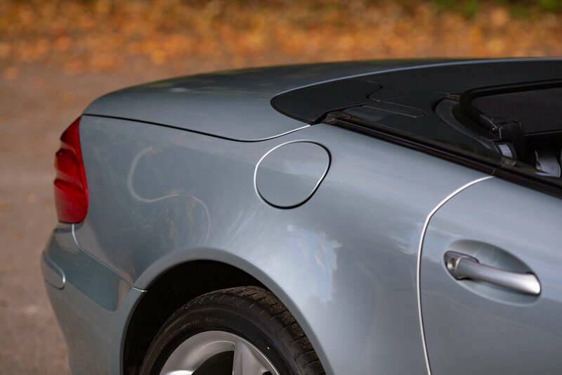 Bild 22/50 von Mercedes-Benz SL 500 (2003)