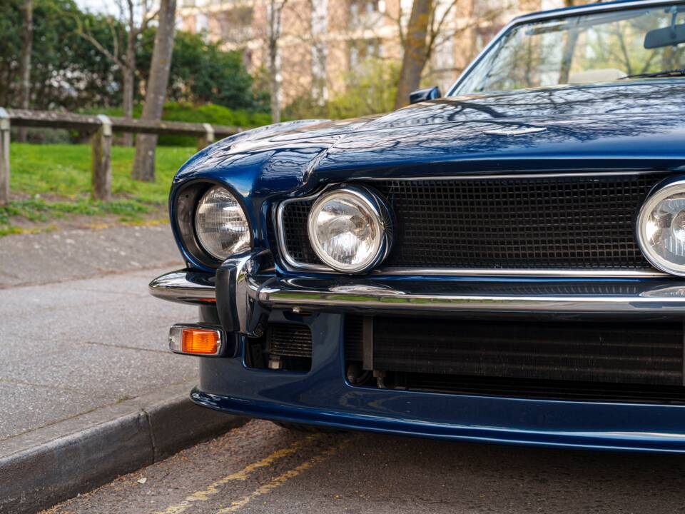 Image 10/26 of Aston Martin V8 EFi Volante (1986)