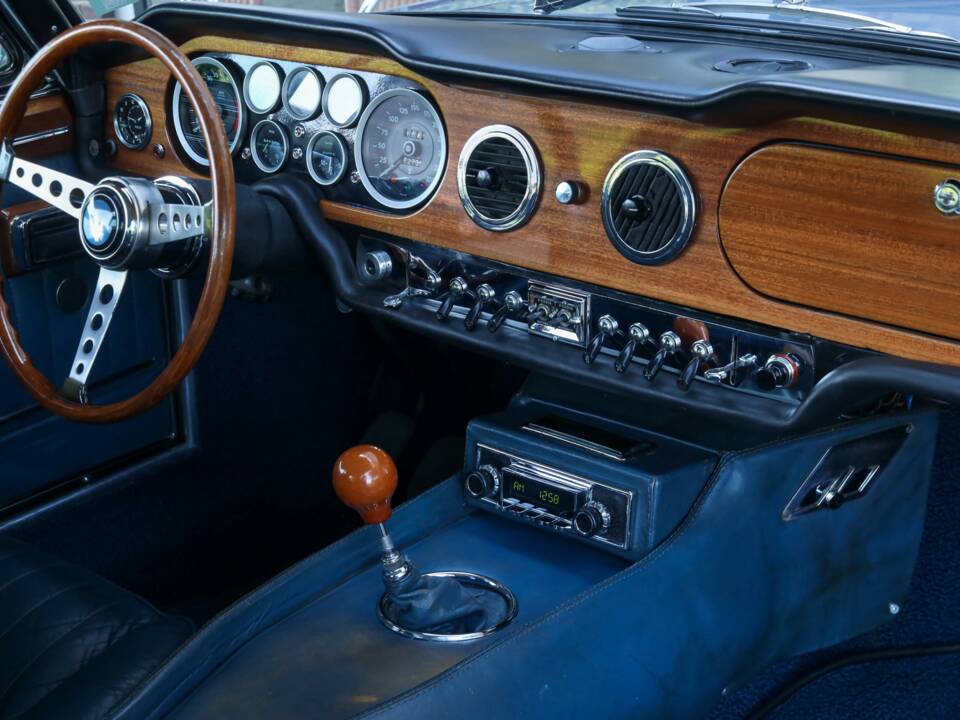 Bild 26/50 von Maserati Mexico 4200 (1968)