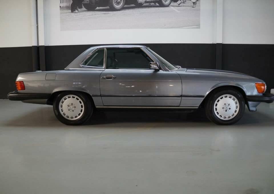 Bild 4/50 von Mercedes-Benz 560 SL (1989)