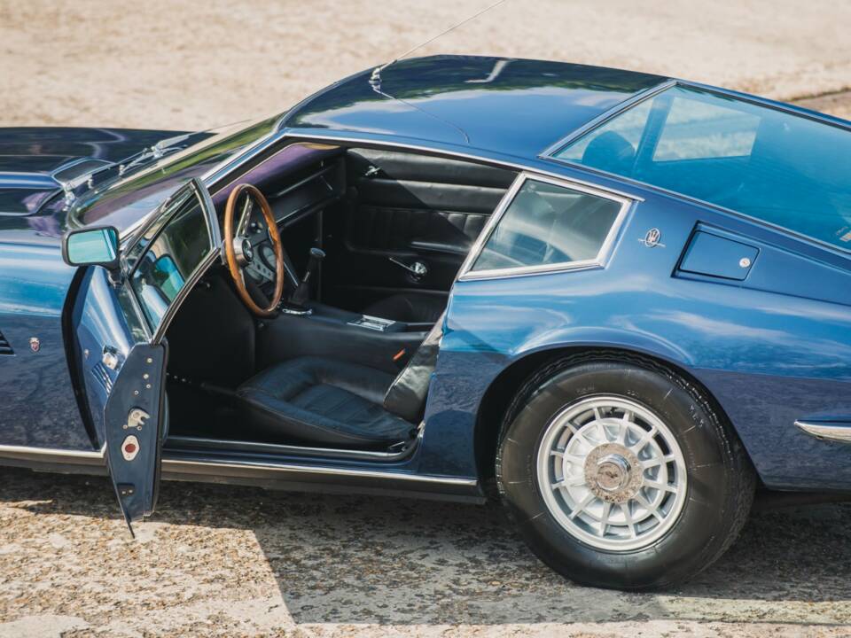 Afbeelding 25/38 van Maserati Ghibli SS (1970)