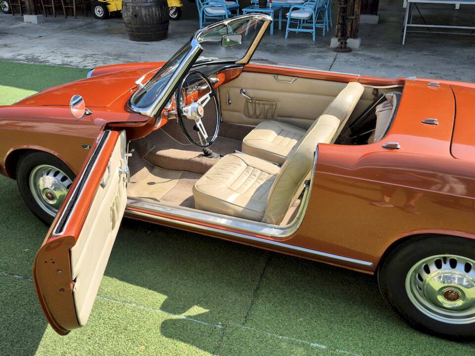 Image 30/71 of Cisitalia Spyder Riviera 850 Scorpione (1960)