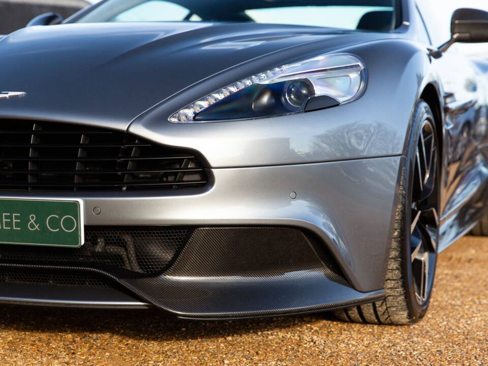 Bild 19/96 von Aston Martin Vanquish (2015)