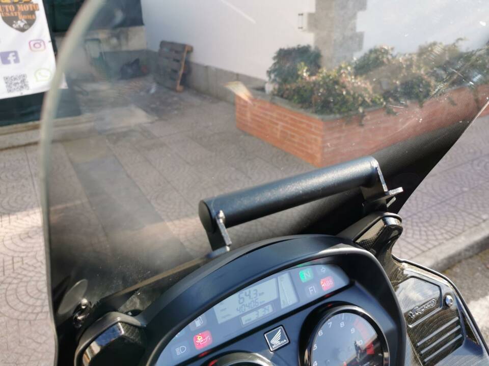 Bild 29/30 von Honda DUMMY (2004)