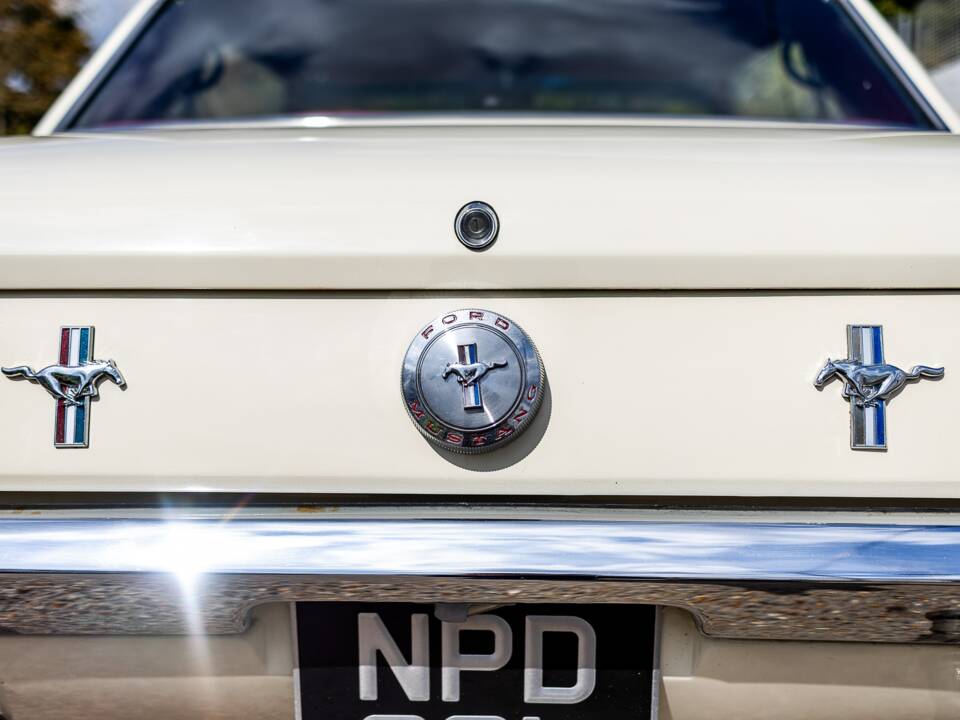 Image 7/50 of Ford Mustang 200 (1966)
