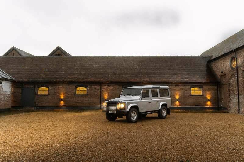 Image 17/50 de Land Rover Defender 110 (2015)