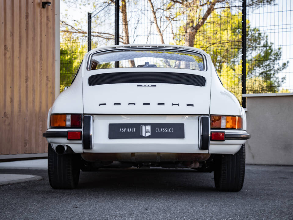 Image 22/50 of Porsche 911 2.4 E (1973)